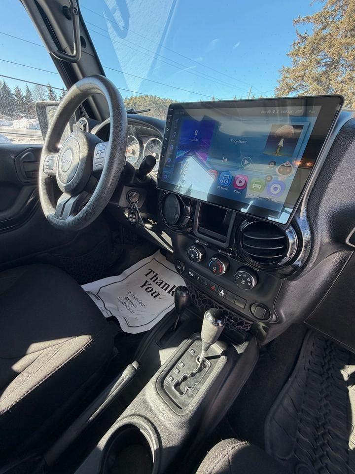 2015 Jeep Wrangler Sport 2dr 4x4 Photo