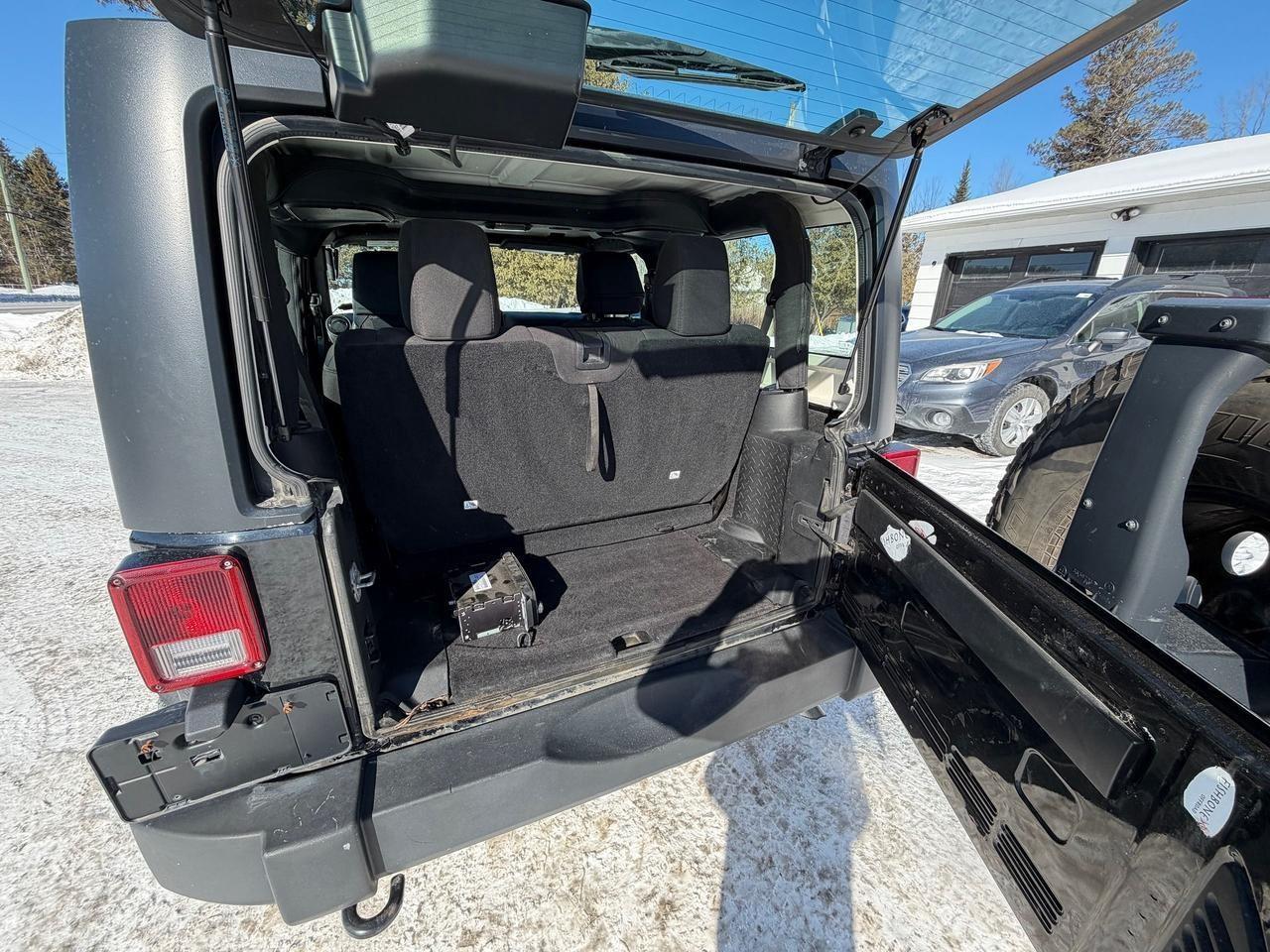 2015 Jeep Wrangler Sport 2dr 4x4 Photo