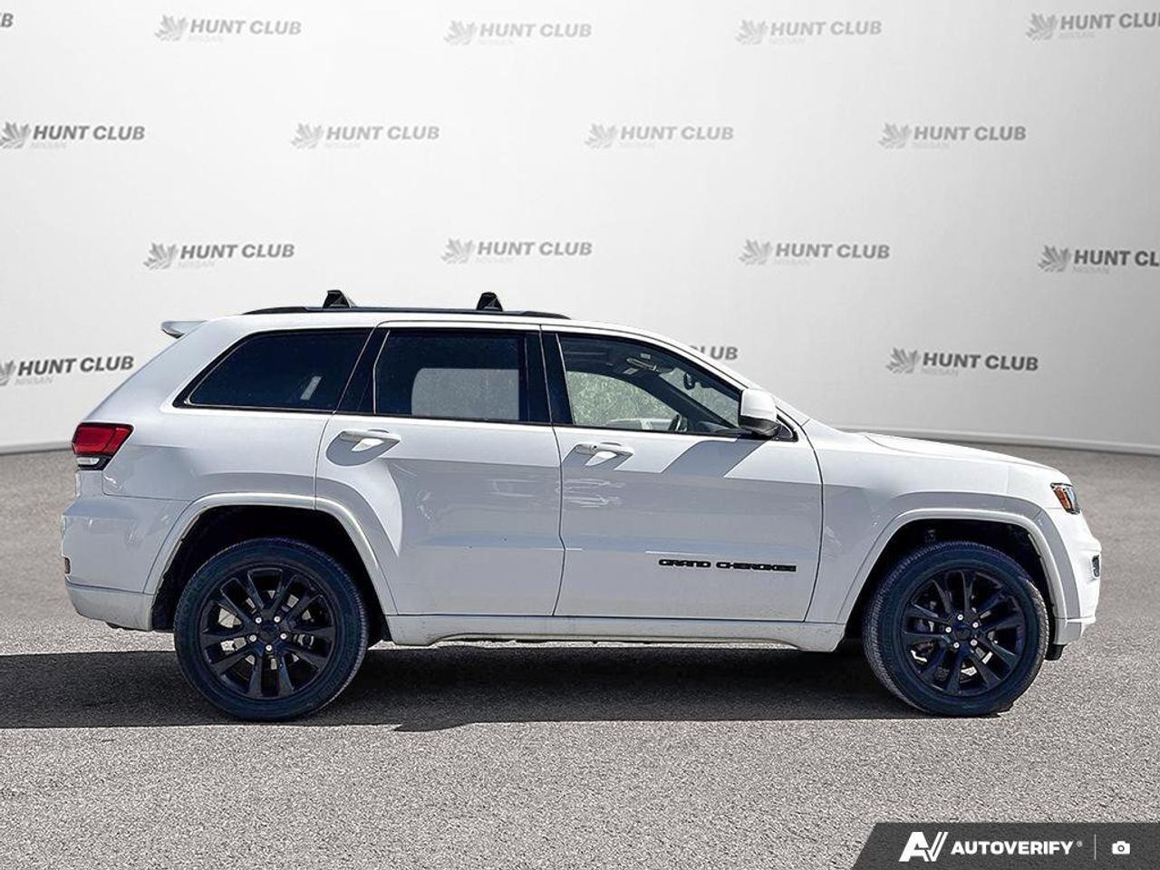 2021 Jeep Grand Cherokee Altitude   Apple Car Play   Android Auto Photo