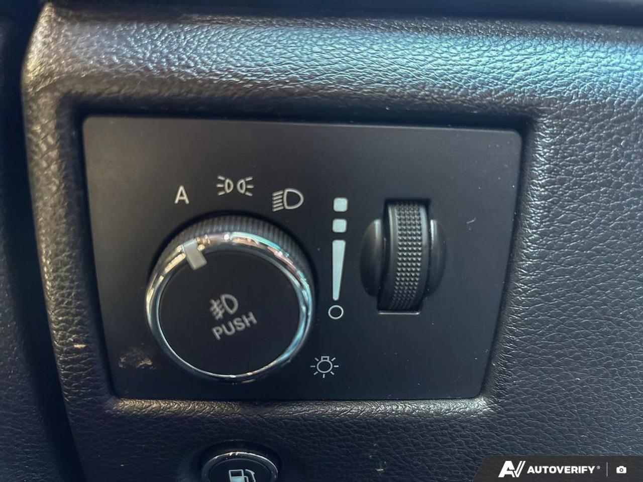 2021 Jeep Grand Cherokee Altitude   Apple Car Play   Android Auto Photo