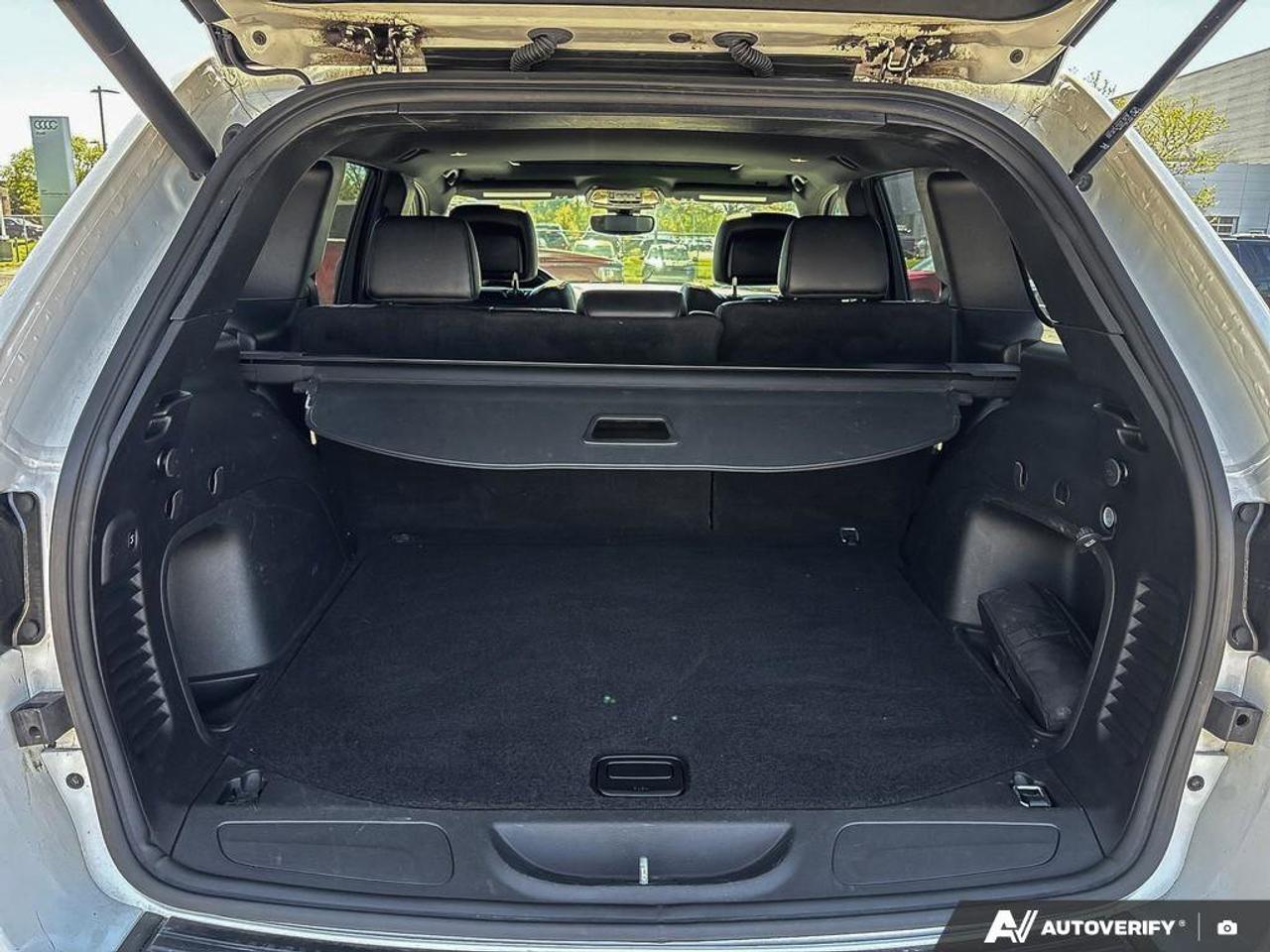 2021 Jeep Grand Cherokee Altitude   Apple Car Play   Android Auto Photo