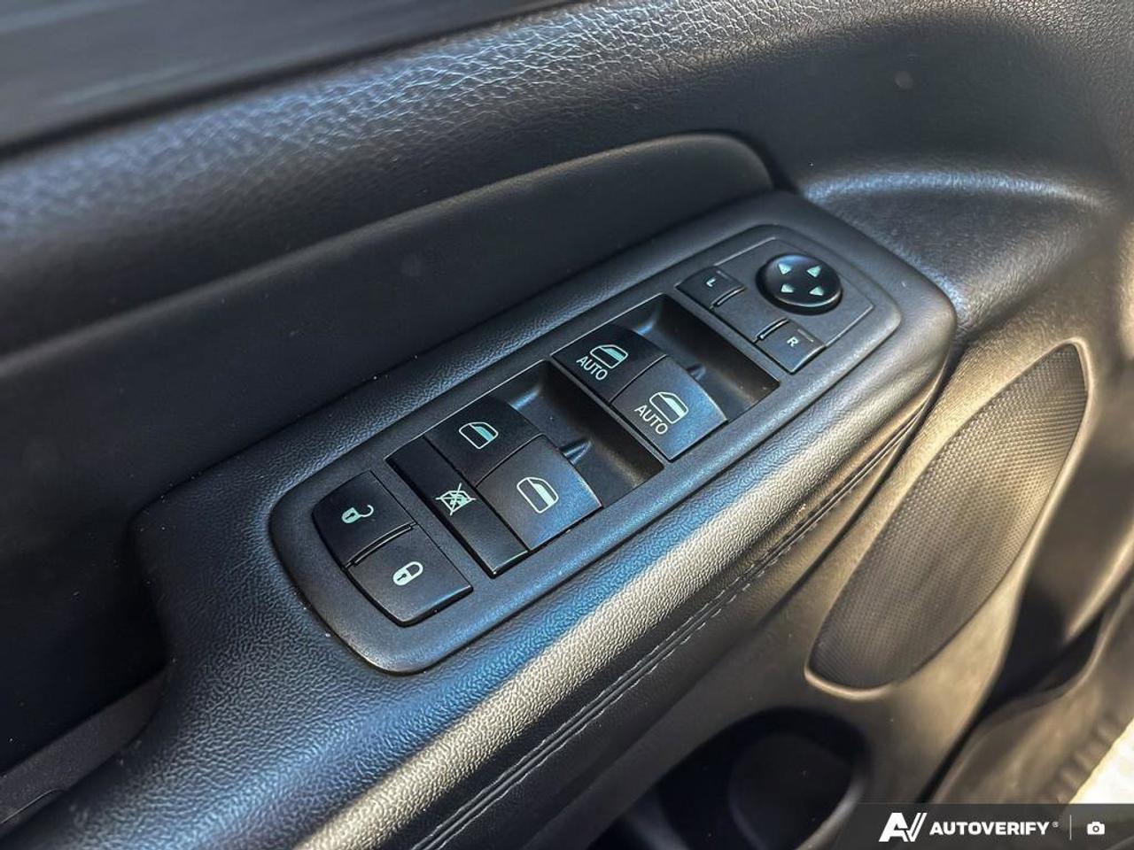 2021 Jeep Grand Cherokee Altitude   Apple Car Play   Android Auto Photo