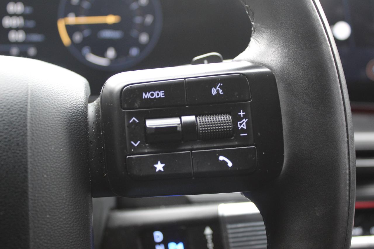 2024 Hyundai Santa Fe ULTIMATE CALLIGRAPHY/ NAPPA LEATHER/ BOSE AUDIO/ 2 Photo