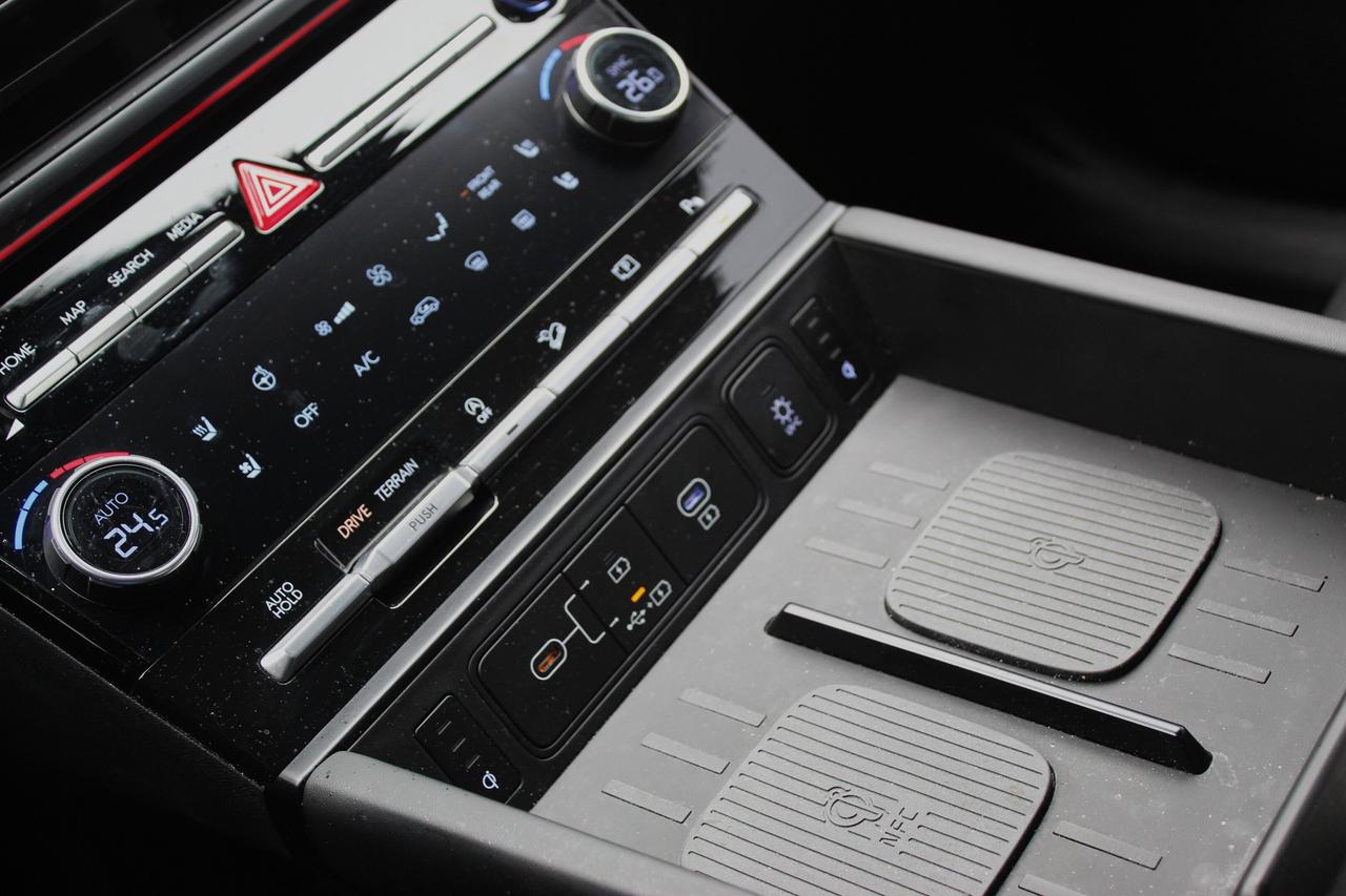 2024 Hyundai Santa Fe ULTIMATE CALLIGRAPHY/ NAPPA LEATHER/ BOSE AUDIO/ 2 Photo