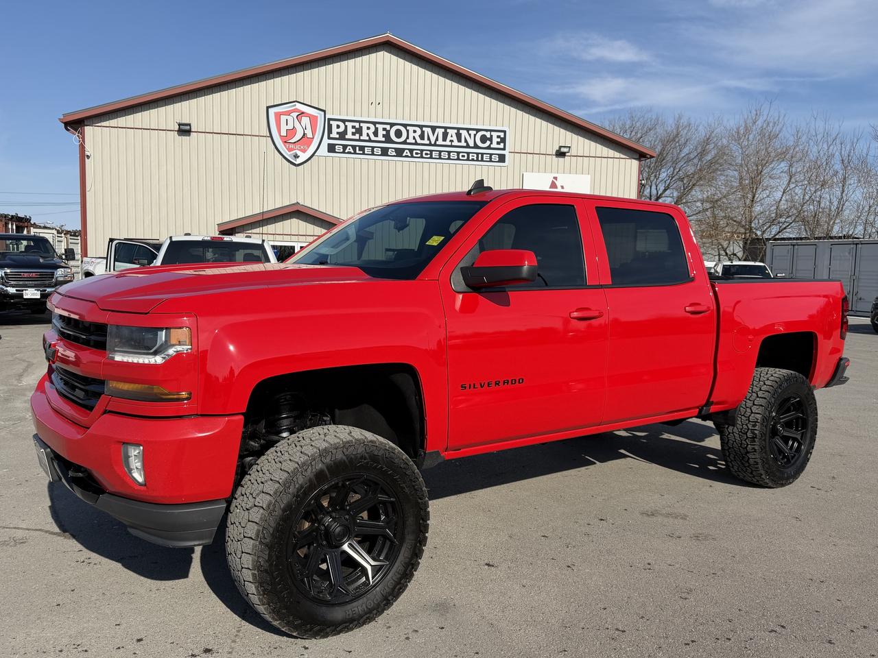 2018 Chevrolet Silverado 1500 LT LIFT/WHEEL/TIRE PKG!! Photo