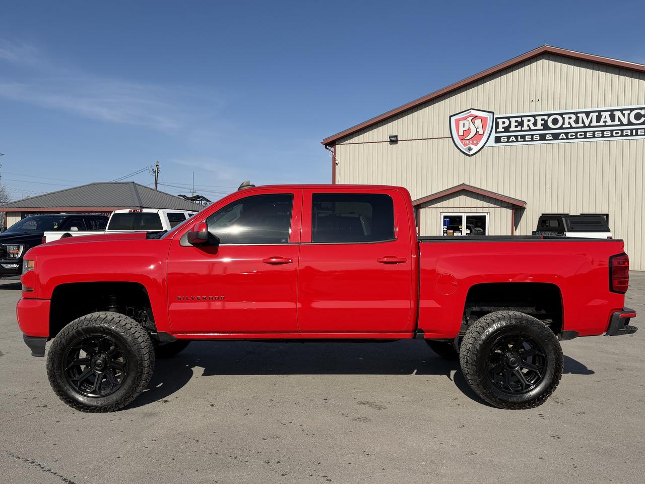2018 Chevrolet Silverado 1500 LT LIFT/WHEEL/TIRE PKG!! Photo3
