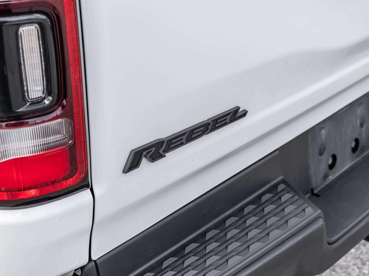2022 RAM 1500 REBEL  ROOF  RAMBOX  NAVI  LEATHER Photo