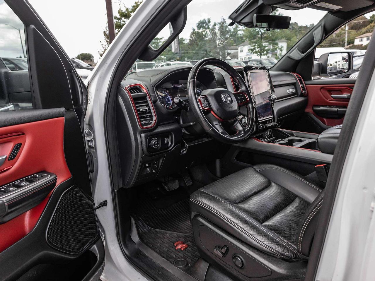 2022 RAM 1500 REBEL  ROOF  RAMBOX  NAVI  LEATHER Photo