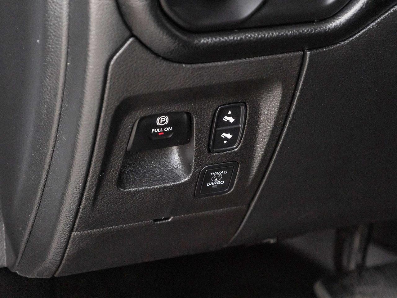 2022 RAM 1500 REBEL  ROOF  RAMBOX  NAVI  LEATHER Photo
