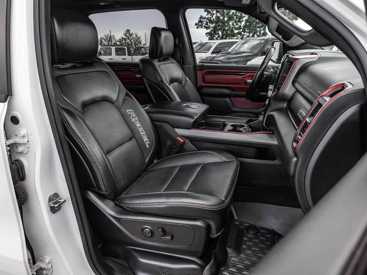 2022 RAM 1500 REBEL  ROOF  RAMBOX  NAVI  LEATHER Photo