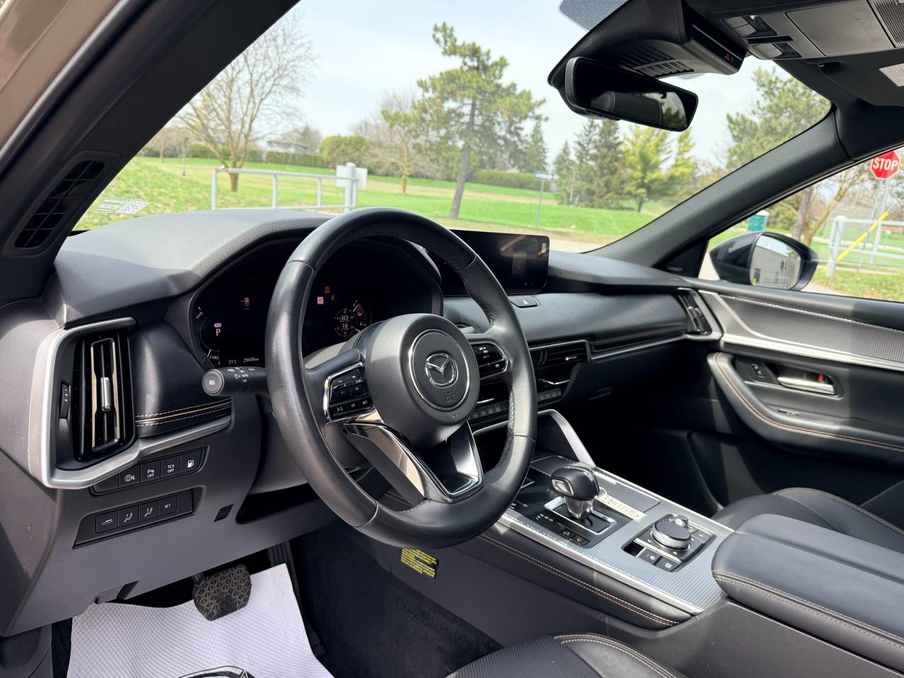 2025 Mazda CX-70 PHEV GT 4dr i-ACTIV All-Wheel Drive Sport Utility Photo2