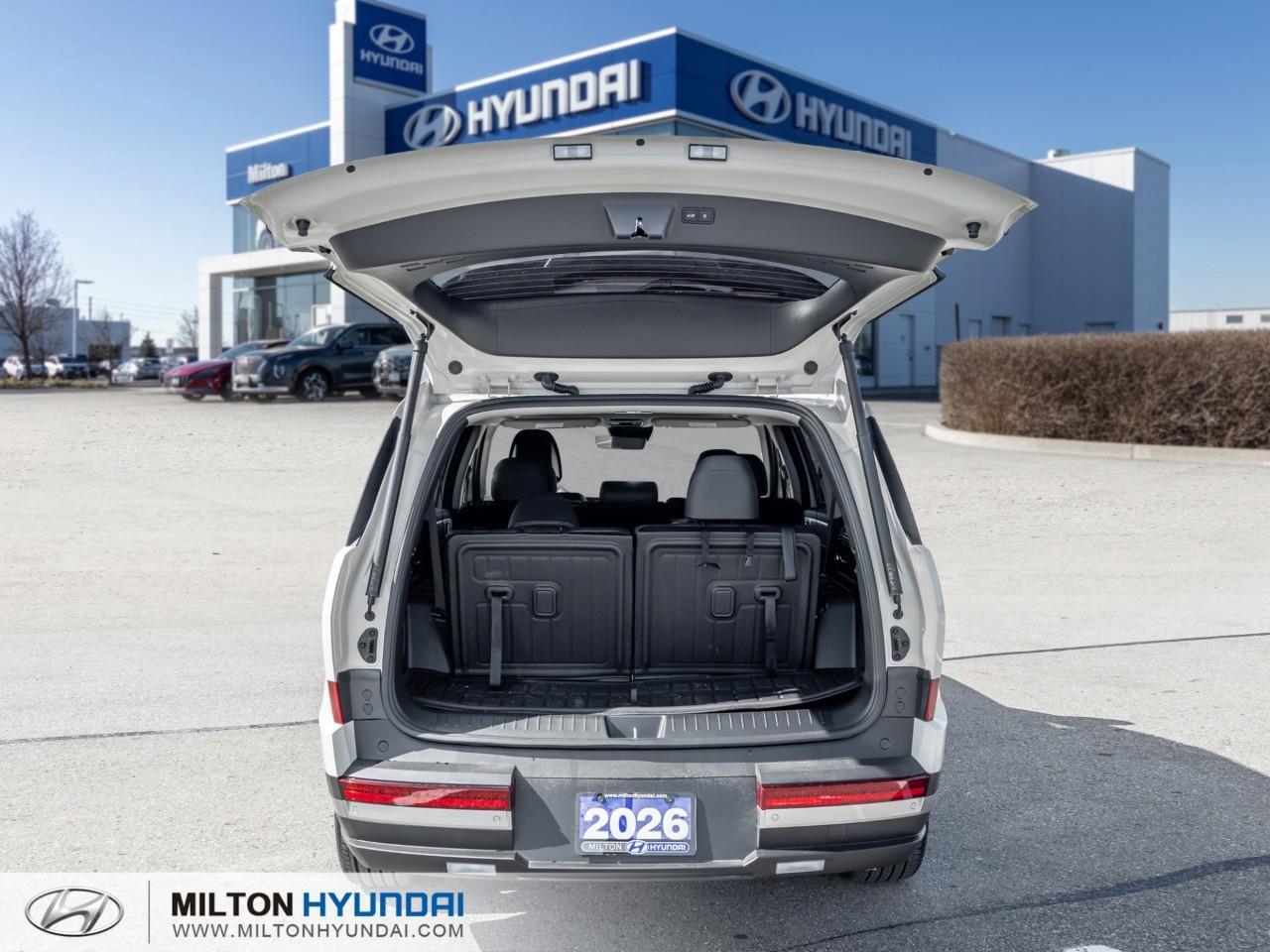 2026 Hyundai Santa Fe HEV Luxury 4dr All-Wheel Drive Photo