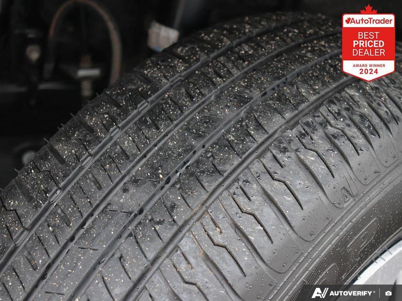 2025 Toyota RAV4 LE 4dr All-wheel Drive Photo