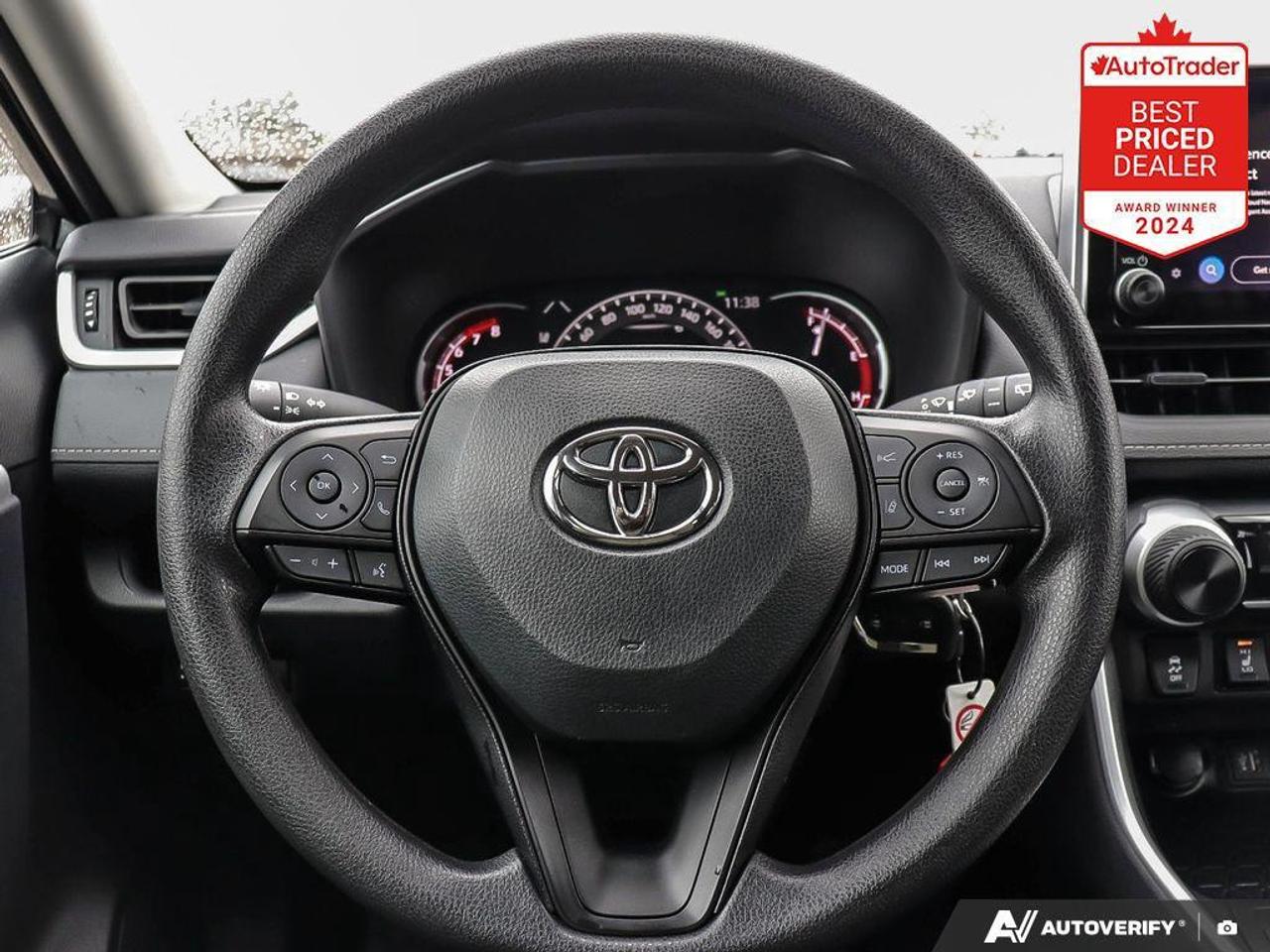 2025 Toyota RAV4 LE 4dr All-wheel Drive Photo