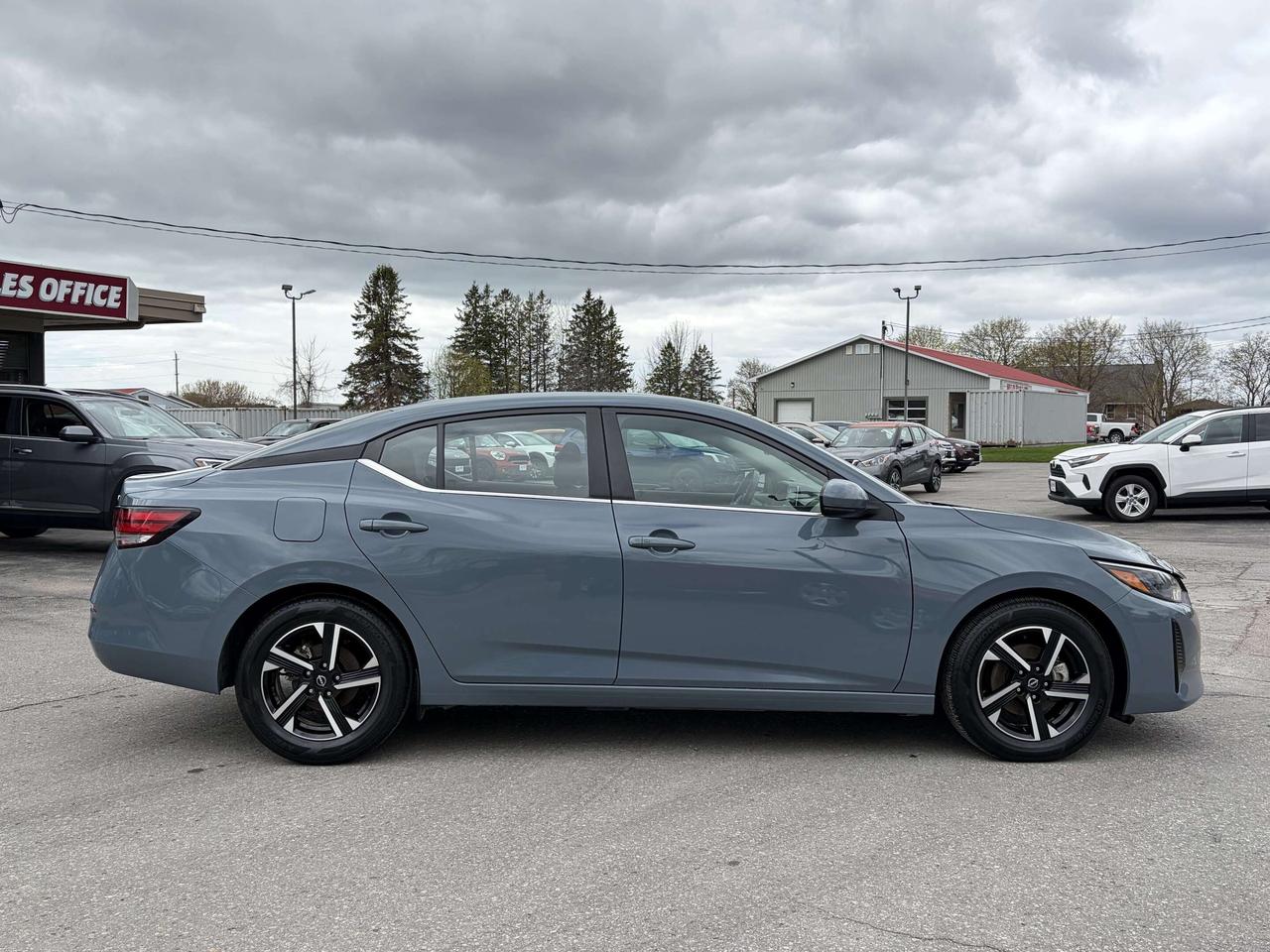 2024 Nissan Sentra SV/BACK UP CAM/HEATED SEATS CALL PICTON Photo