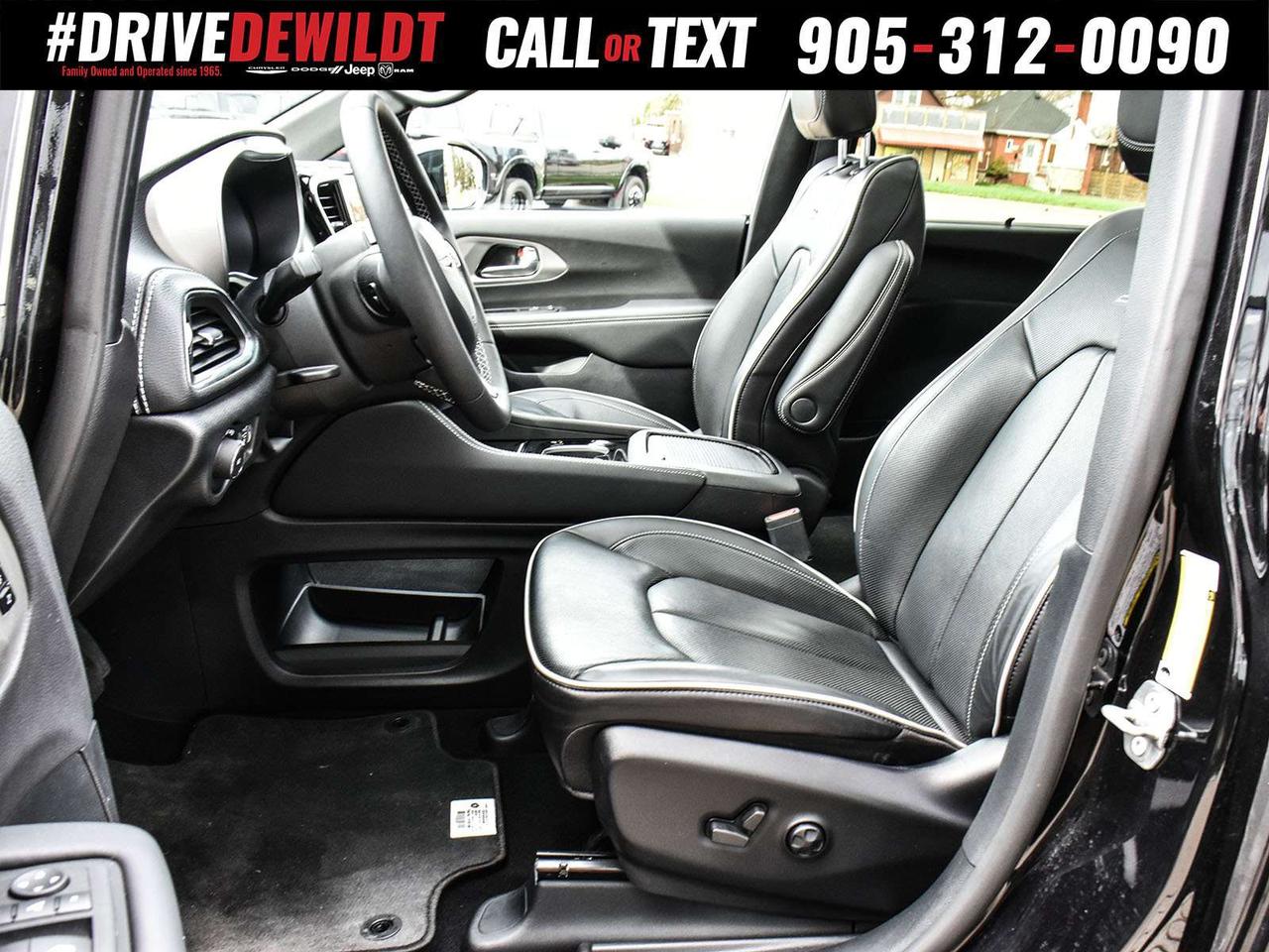 2024 Chrysler Pacifica LIMITED   PANORAMIC SUNROOF   S APPEARANCE Photo