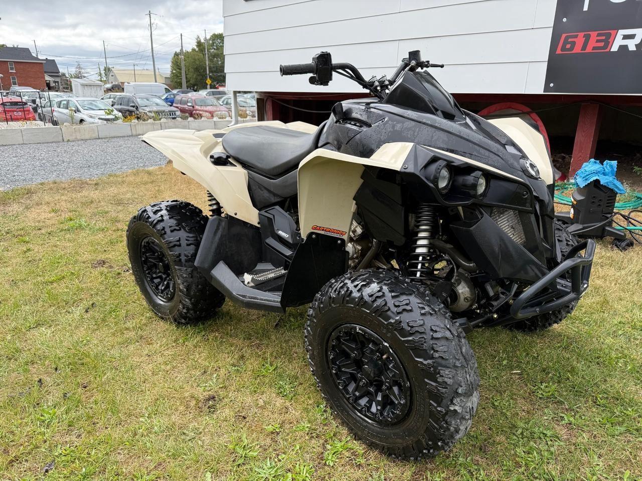 2022 Can-Am Renegade  Photo2
