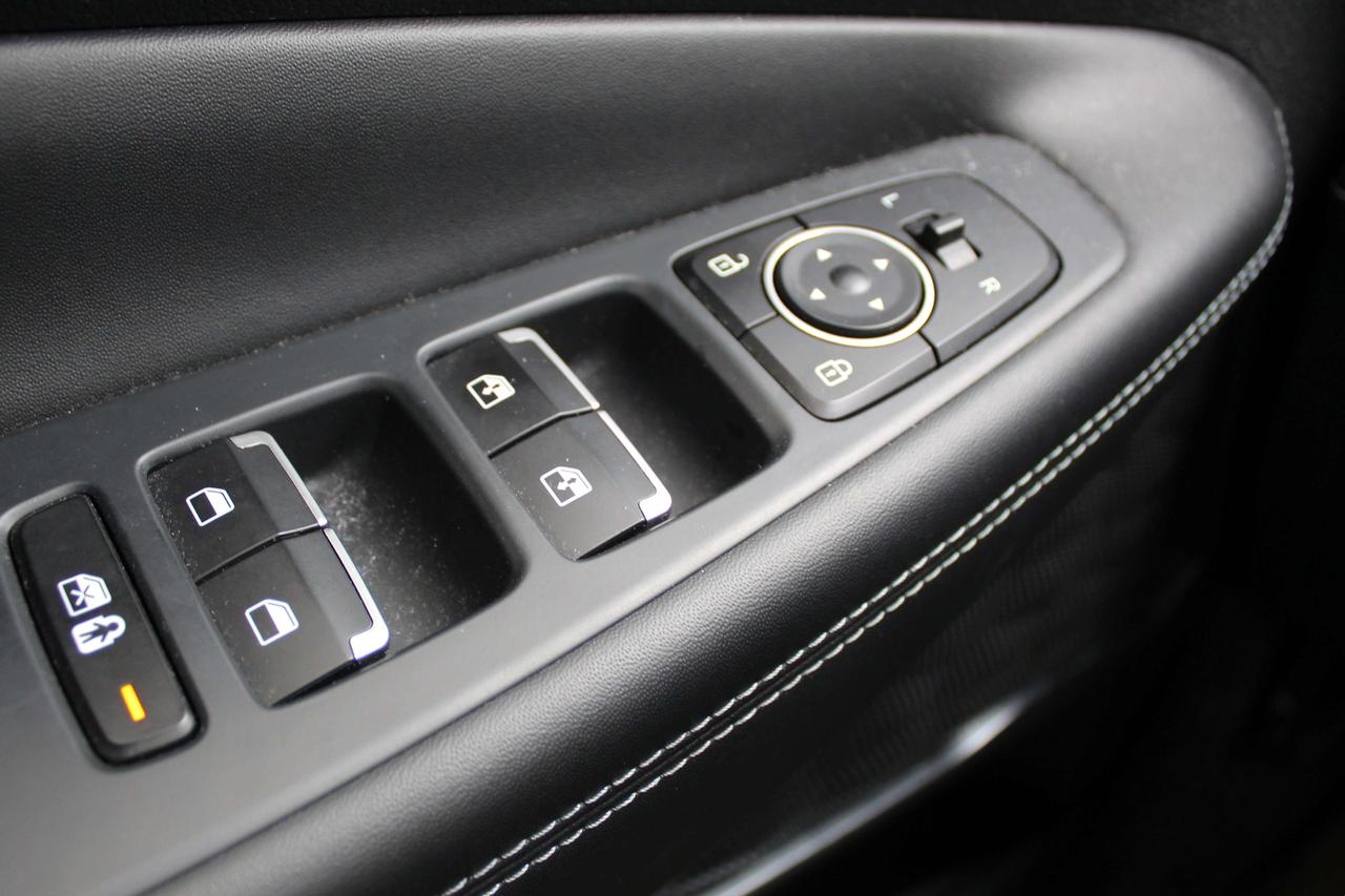 2023 Hyundai Santa Fe URBAN AWD Photo