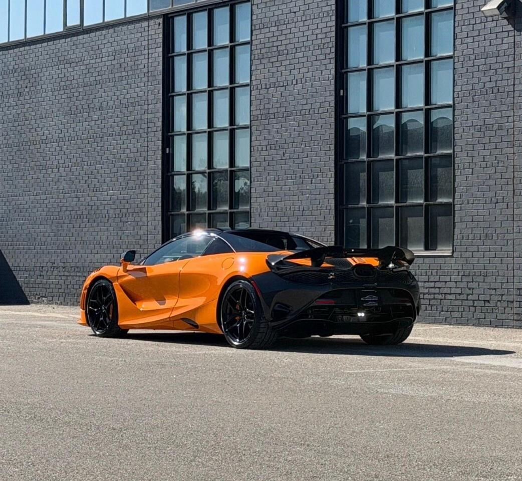 2024 McLaren 750S Spider Photo3