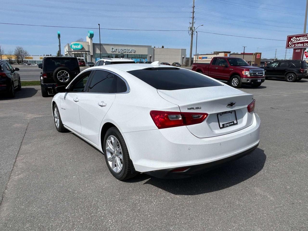2024 Chevrolet Malibu 1LT BLUETOOTH BACKUP CAM CALL NAPANEE 613-354-2100 Photo
