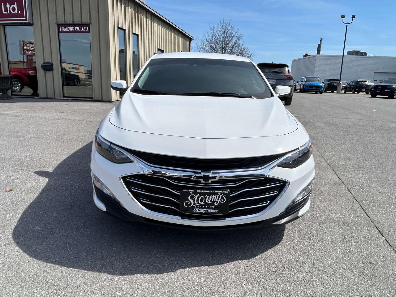 2024 Chevrolet Malibu 1LT BLUETOOTH BACKUP CAM CALL NAPANEE 613-354-2100 Photo