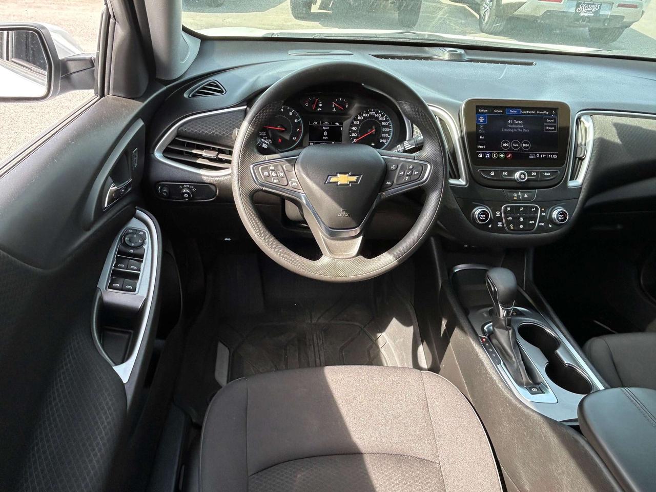2024 Chevrolet Malibu 1LT BLUETOOTH BACKUP CAM CALL NAPANEE 613-354-2100 Photo