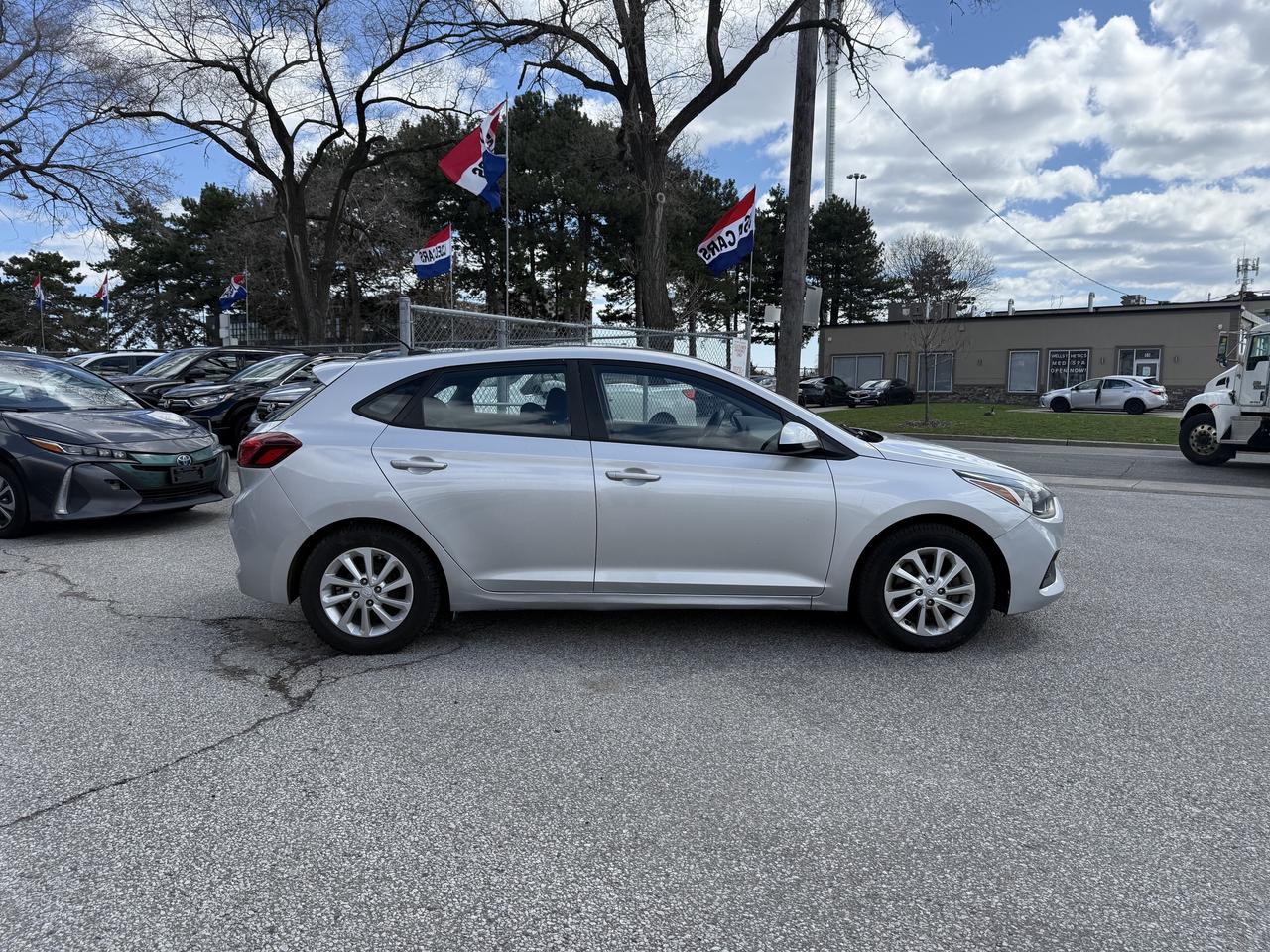 2019 Hyundai Accent No Accident l Preferred l 1.6L l 4cyl l FWD l Auto Photo4
