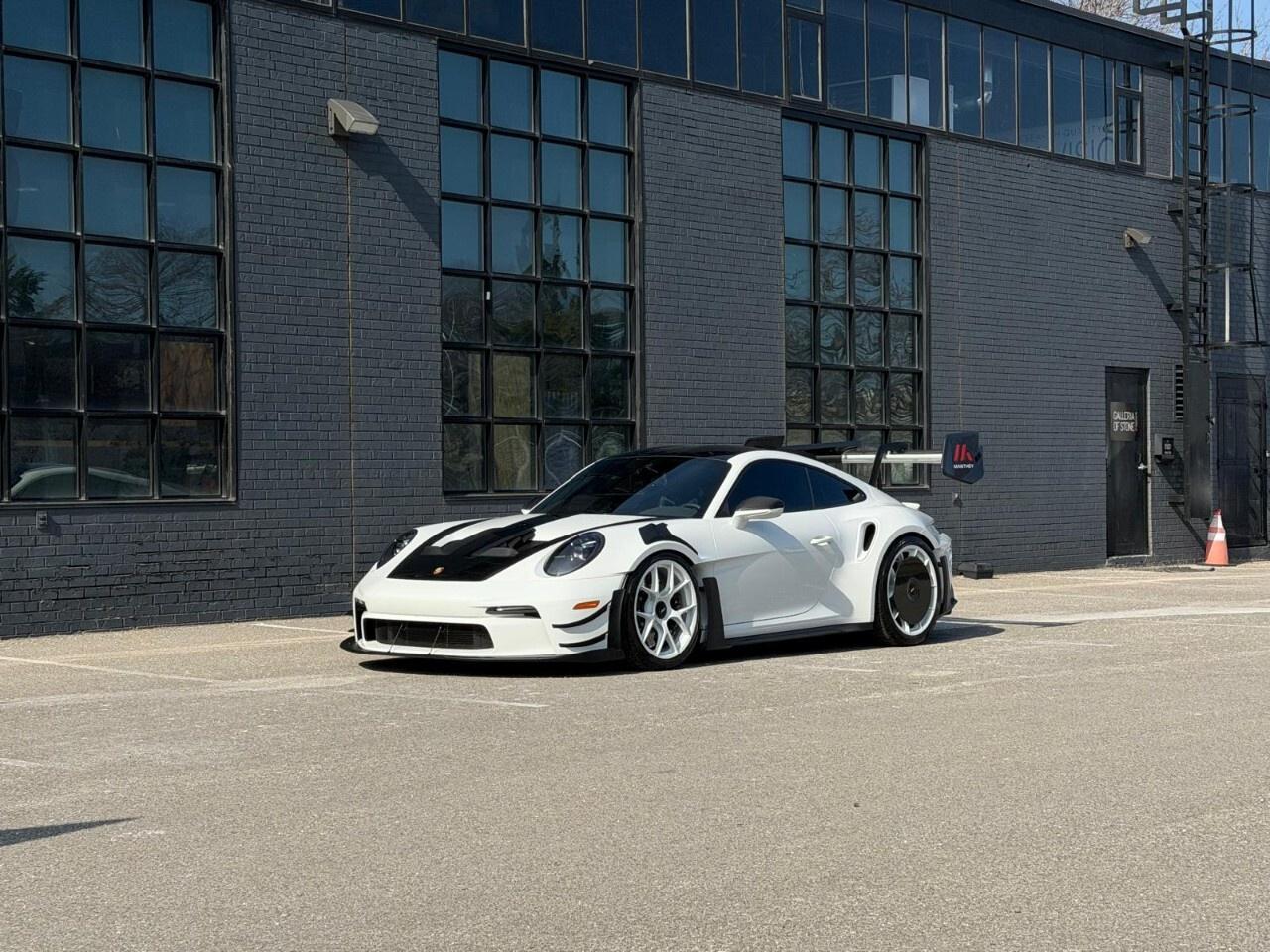 2025 Porsche 911 GT3 RS Coupe Photo2