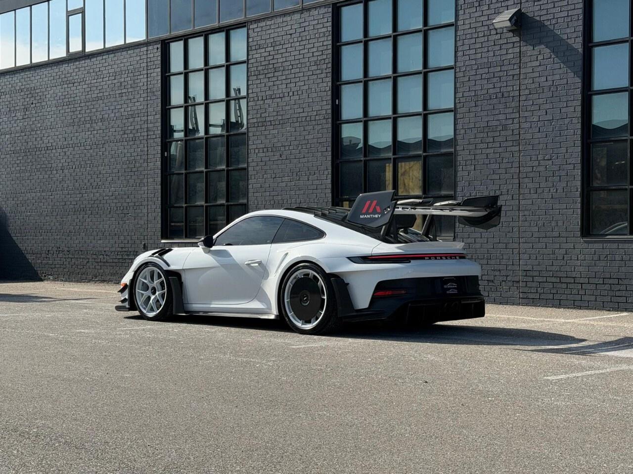 2025 Porsche 911 GT3 RS Coupe Photo3