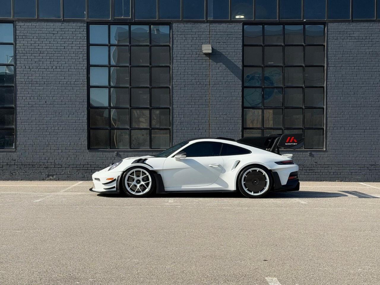 2025 Porsche 911 GT3 RS Coupe Photo