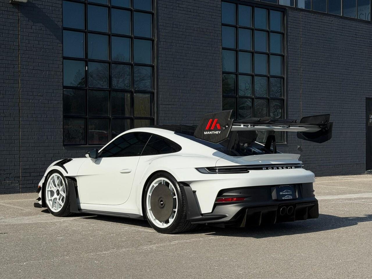 2025 Porsche 911 GT3 RS Coupe Photo