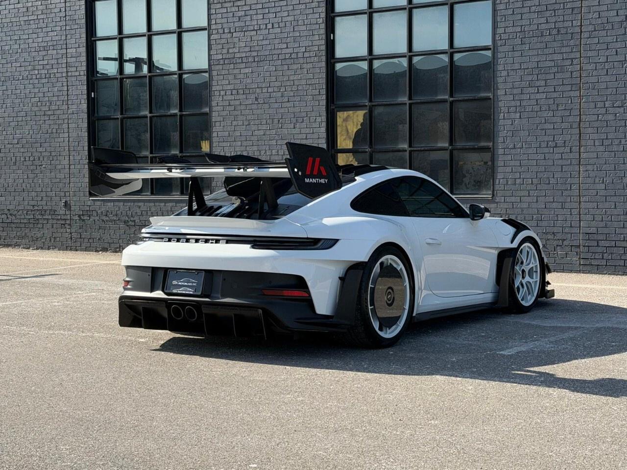 2025 Porsche 911 GT3 RS Coupe Photo