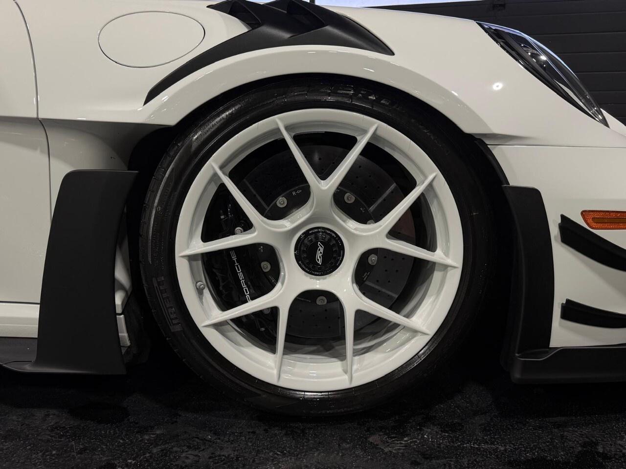 2025 Porsche 911 GT3 RS Coupe Photo