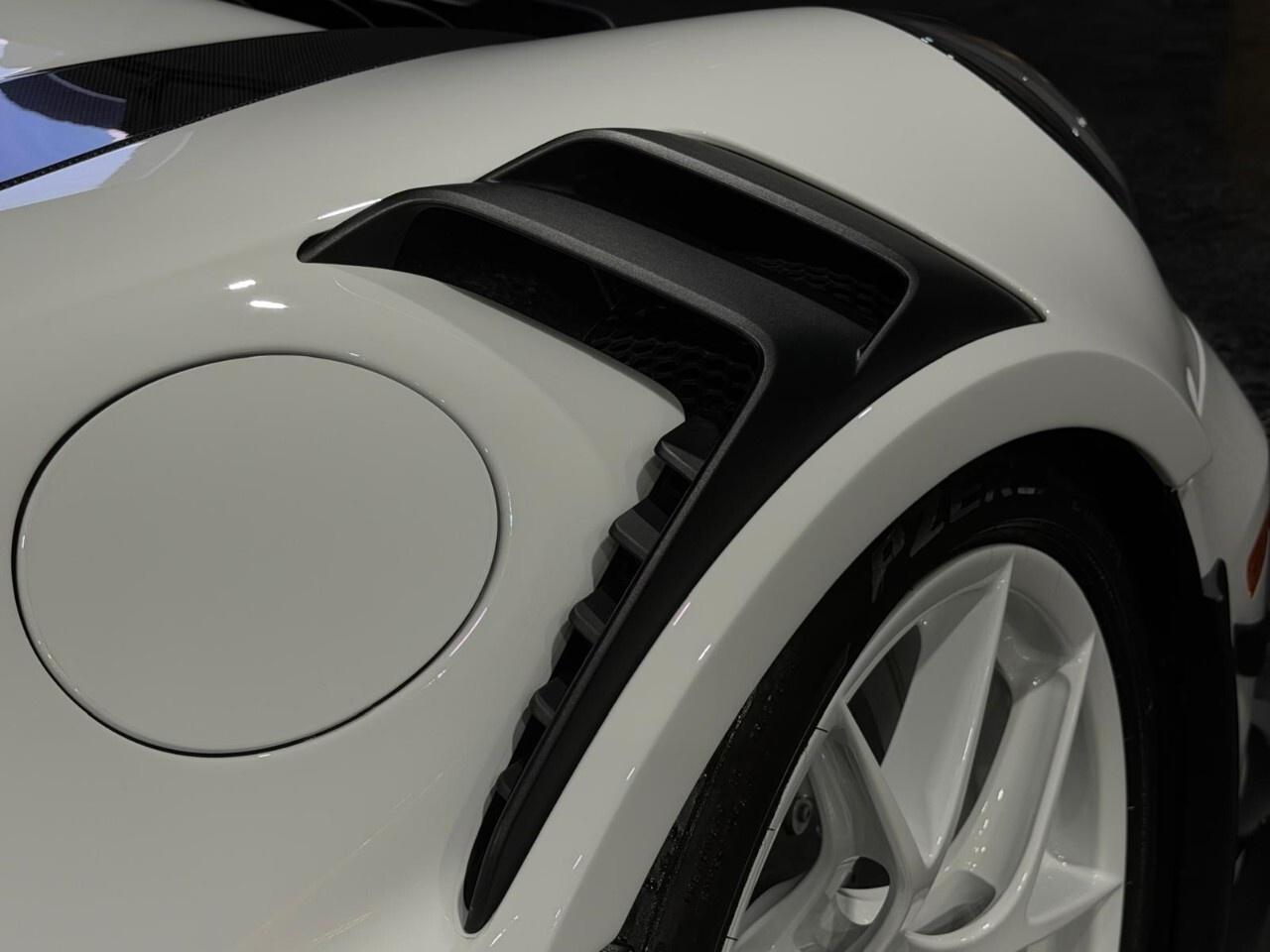 2025 Porsche 911 GT3 RS Coupe Photo