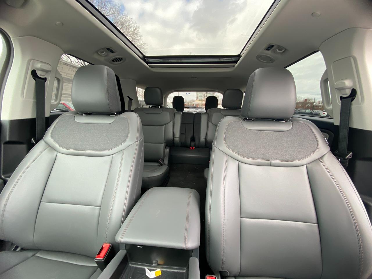 2026 Ford Explorer  Photo