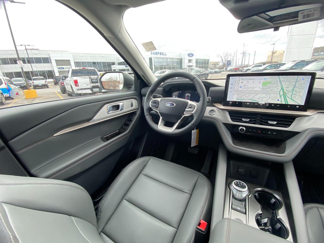 2026 Ford Explorer  Photo