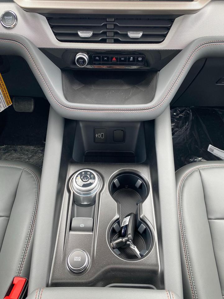 2026 Ford Explorer  Photo