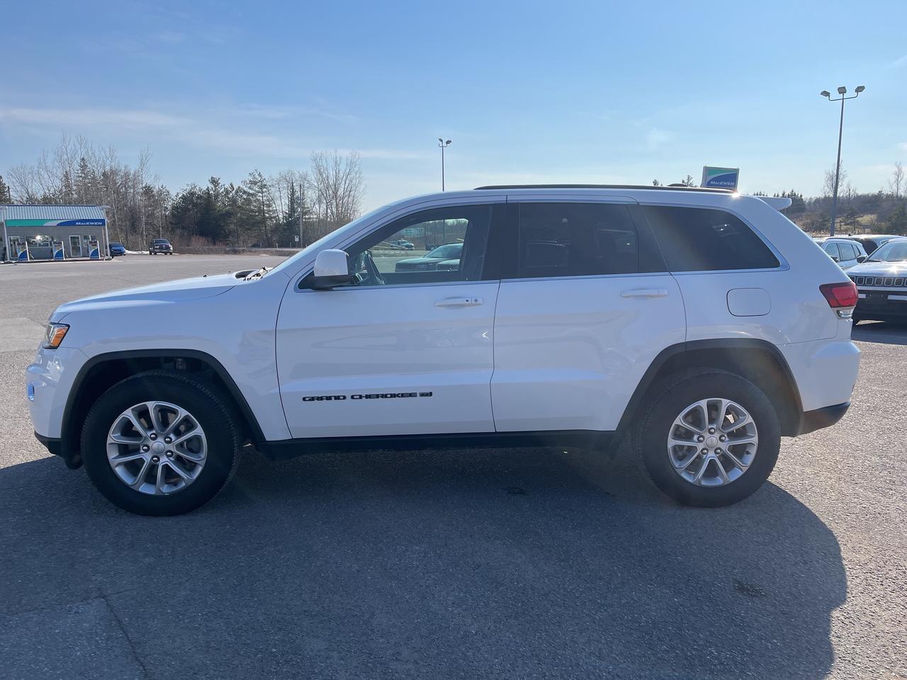 2022 Jeep Grand Cherokee WK Laredo - Htd Seats/Wheel - Nav Photo
