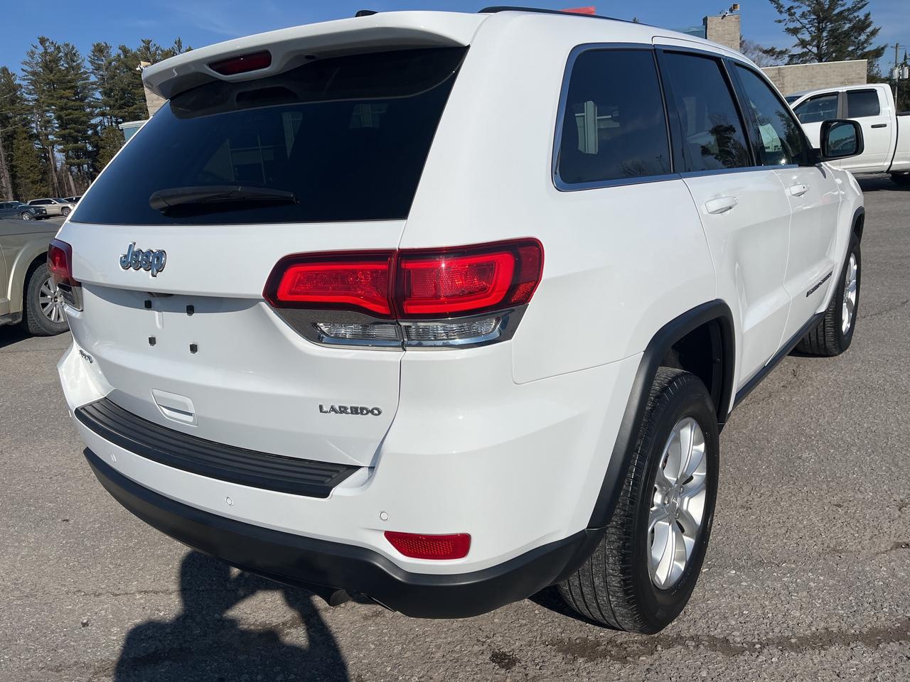 2022 Jeep Grand Cherokee WK Laredo - Htd Seats/Wheel - Nav Photo