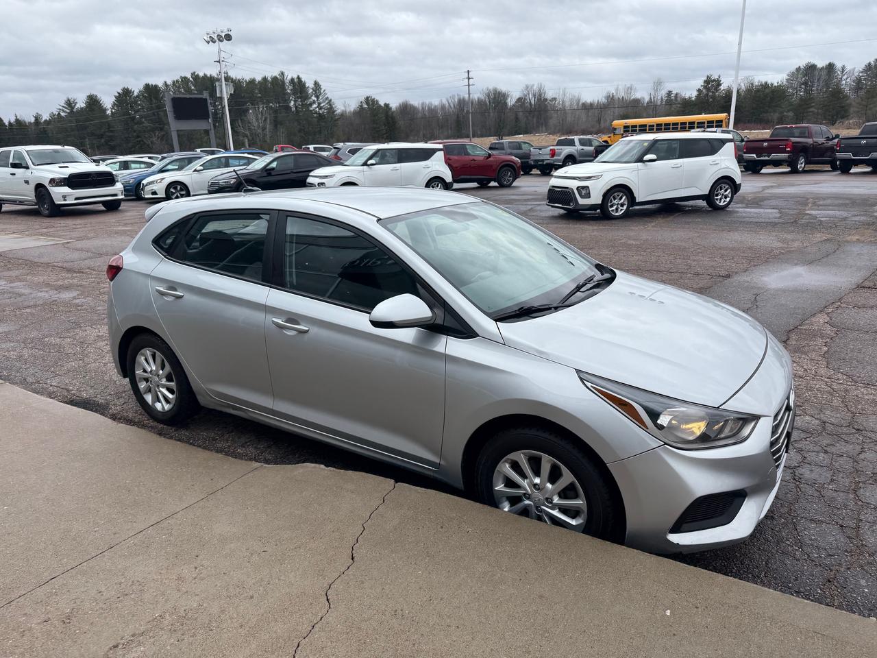 2019 Hyundai Accent Preferred (A6) 4dr Hatchback Photo