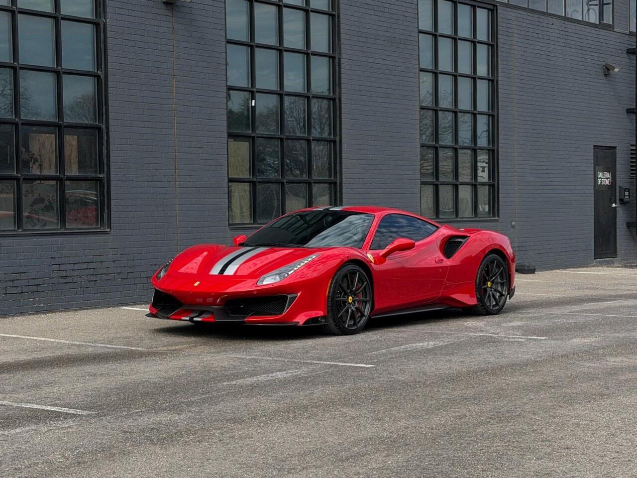 2019 Ferrari 488 Pista COUPE Photo2