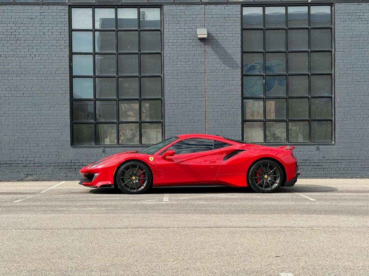 2019 Ferrari 488 Pista COUPE Photo