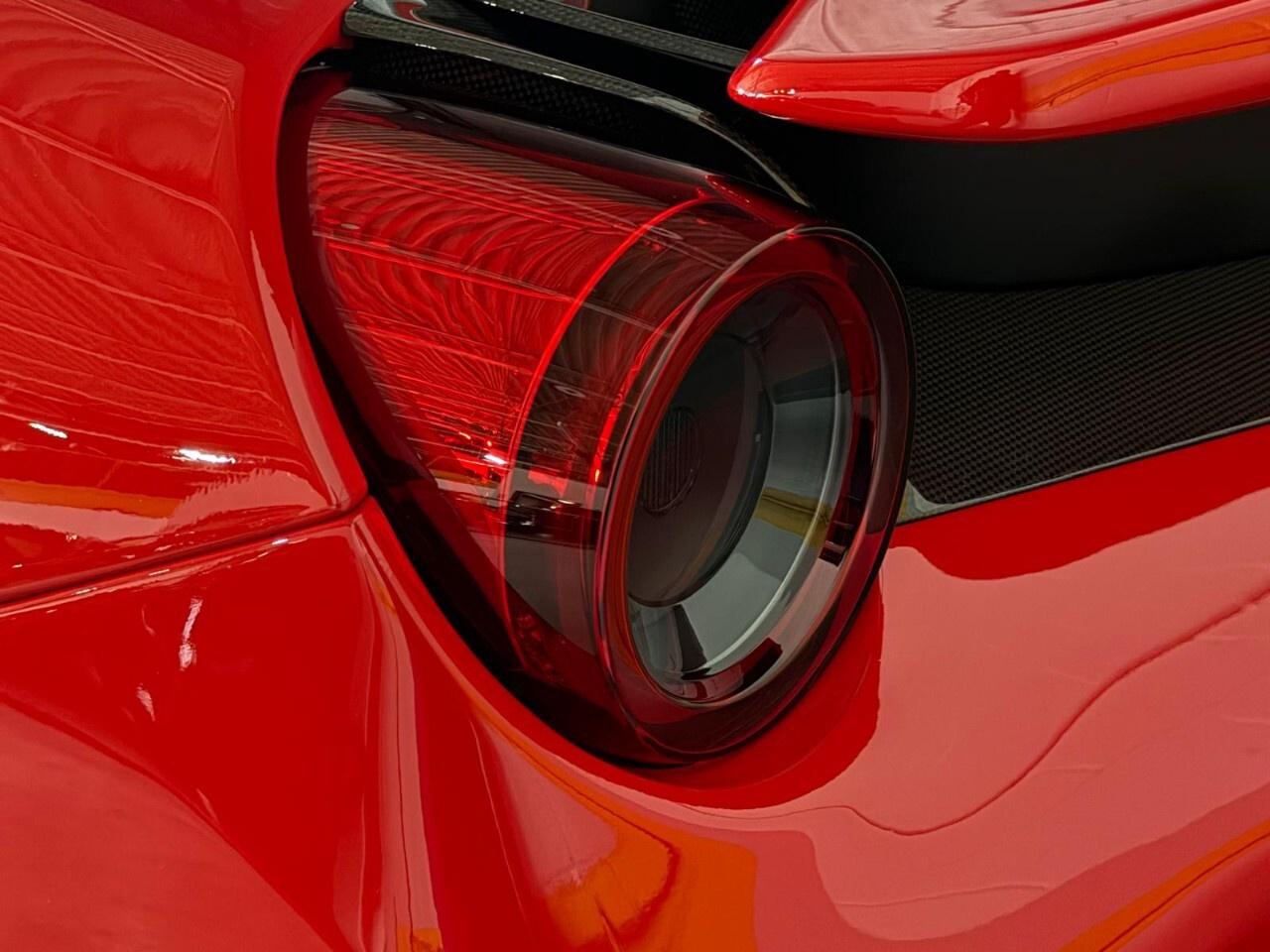2019 Ferrari 488 Pista COUPE Photo
