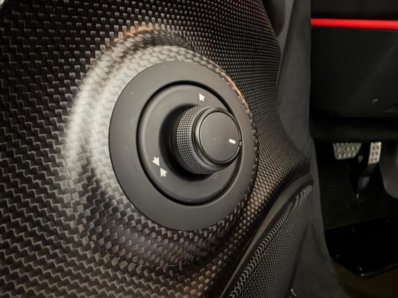2019 Ferrari 488 Pista COUPE Photo