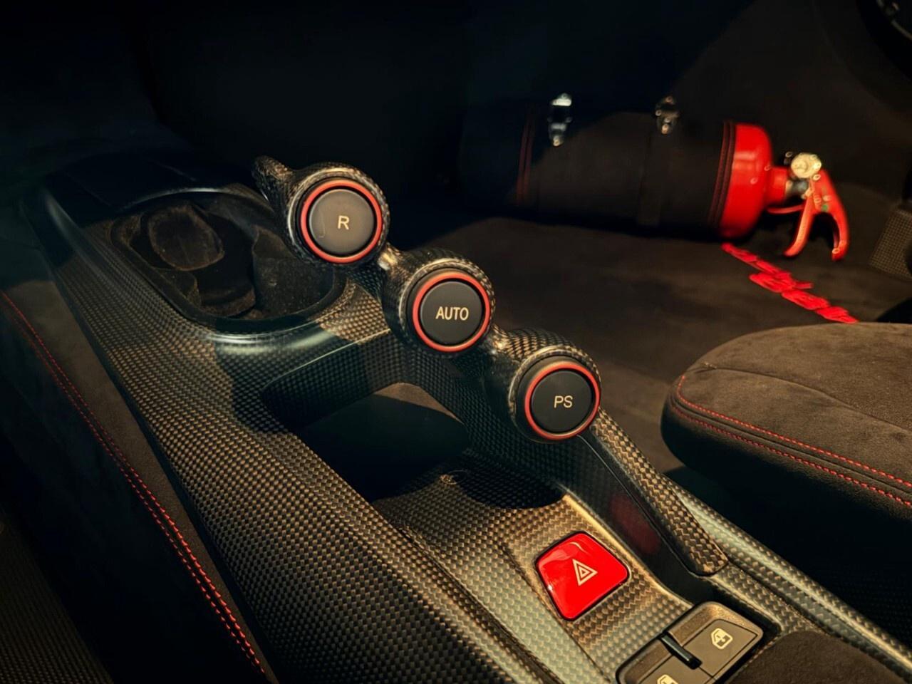 2019 Ferrari 488 Pista COUPE Photo