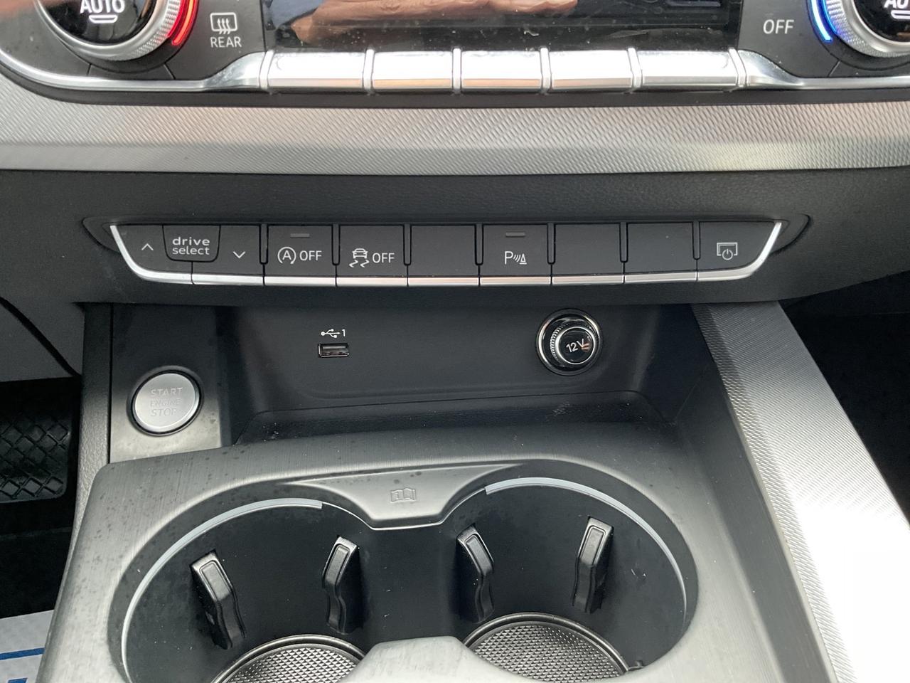 2019 Audi A4 2.0T Progressiv Quattro Sedan - LTHR! NAV! 360 CAM Photo