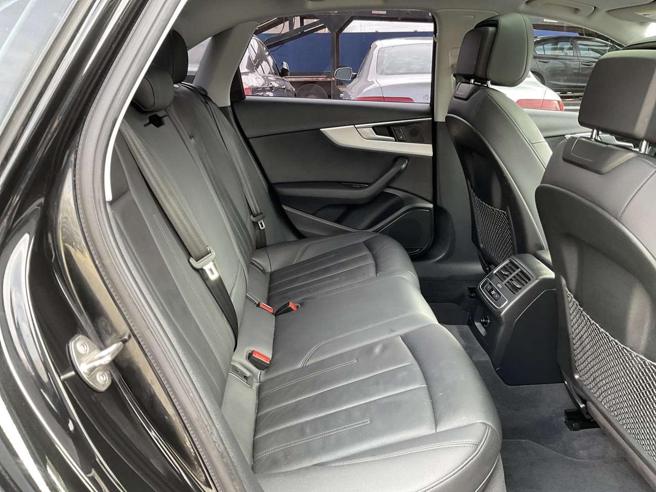 2019 Audi A4 2.0T Progressiv Quattro Sedan - LTHR! NAV! 360 CAM! BSM! SUNROOF! Photo