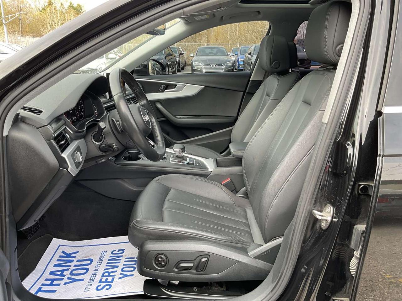 2019 Audi A4 2.0T Progressiv Quattro Sedan - LTHR! NAV! 360 CAM! BSM! SUNROOF! Photo