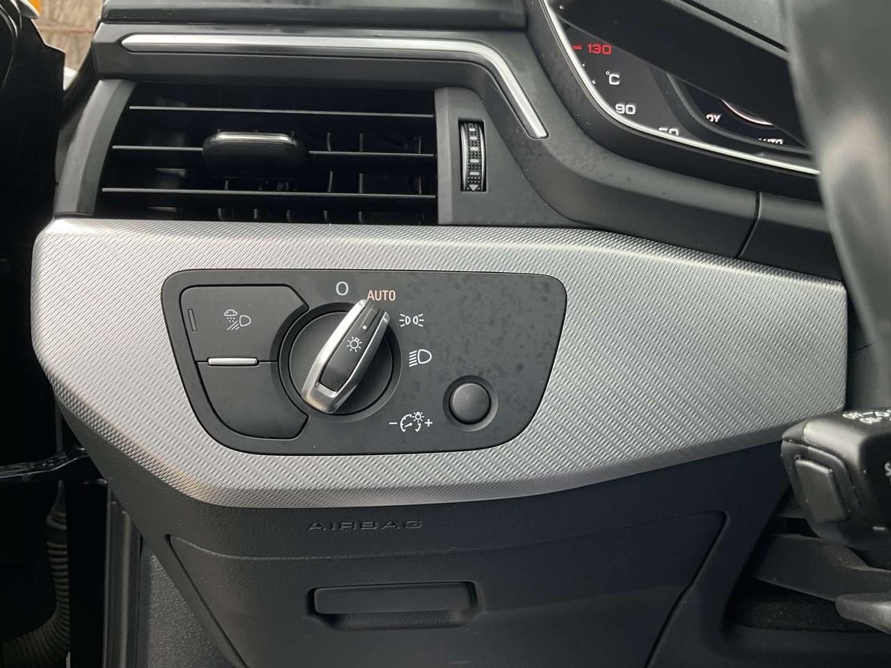 2019 Audi A4 2.0T Progressiv Quattro Sedan - LTHR! NAV! 360 CAM! BSM! SUNROOF! Photo