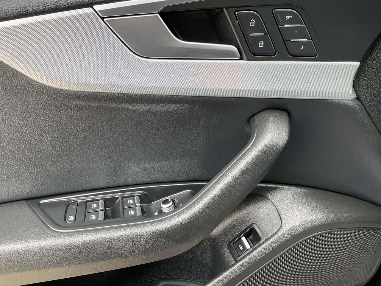 2019 Audi A4 2.0T Progressiv Quattro Sedan - LTHR! NAV! 360 CAM! BSM! SUNROOF! Photo